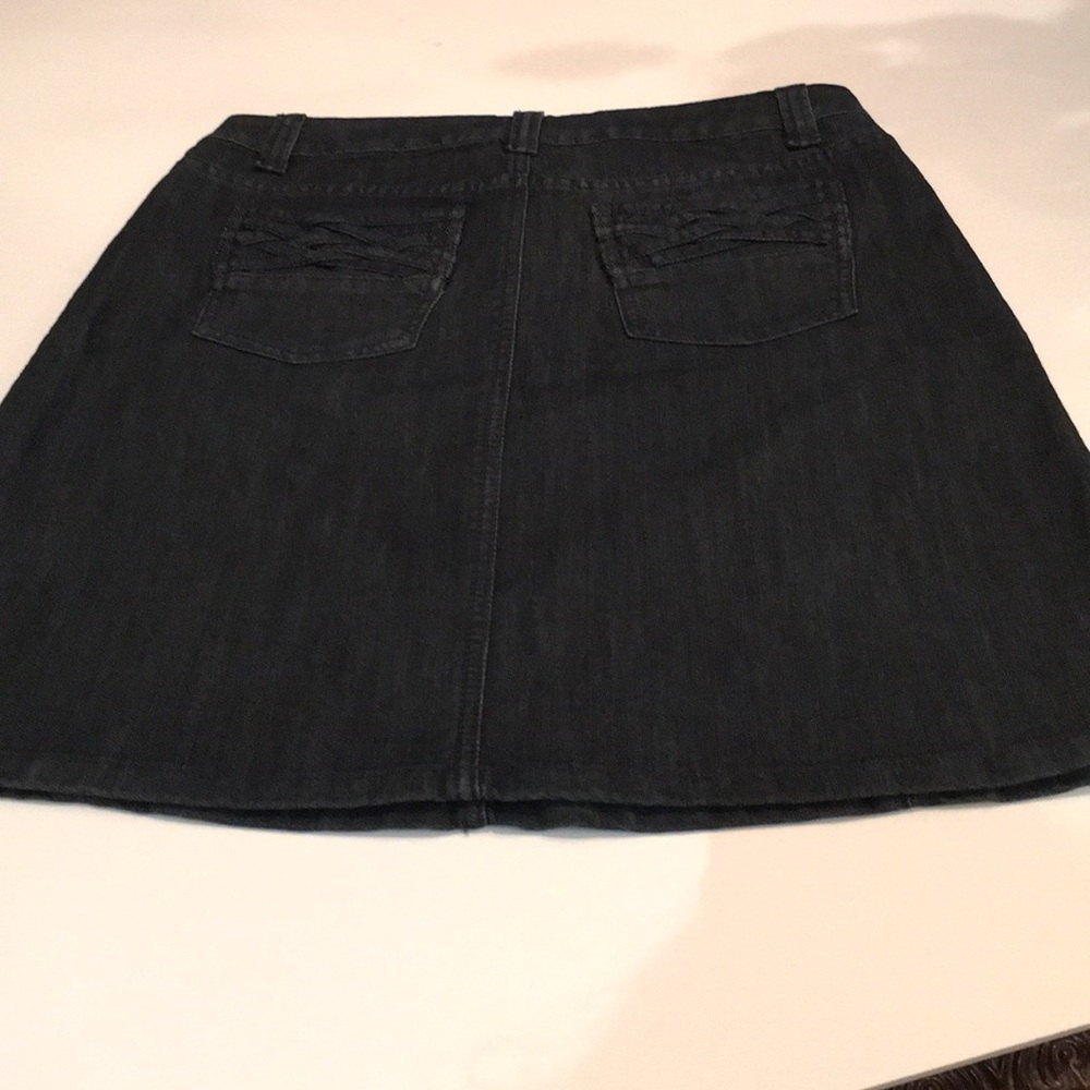 BRAND NEW DENIM SKORT SIZE 8 - Picture 3 of 4